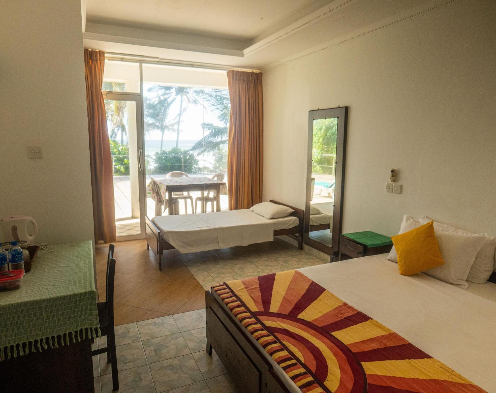 Amaya Beach Hotel Dikwella Eksteriør bilde